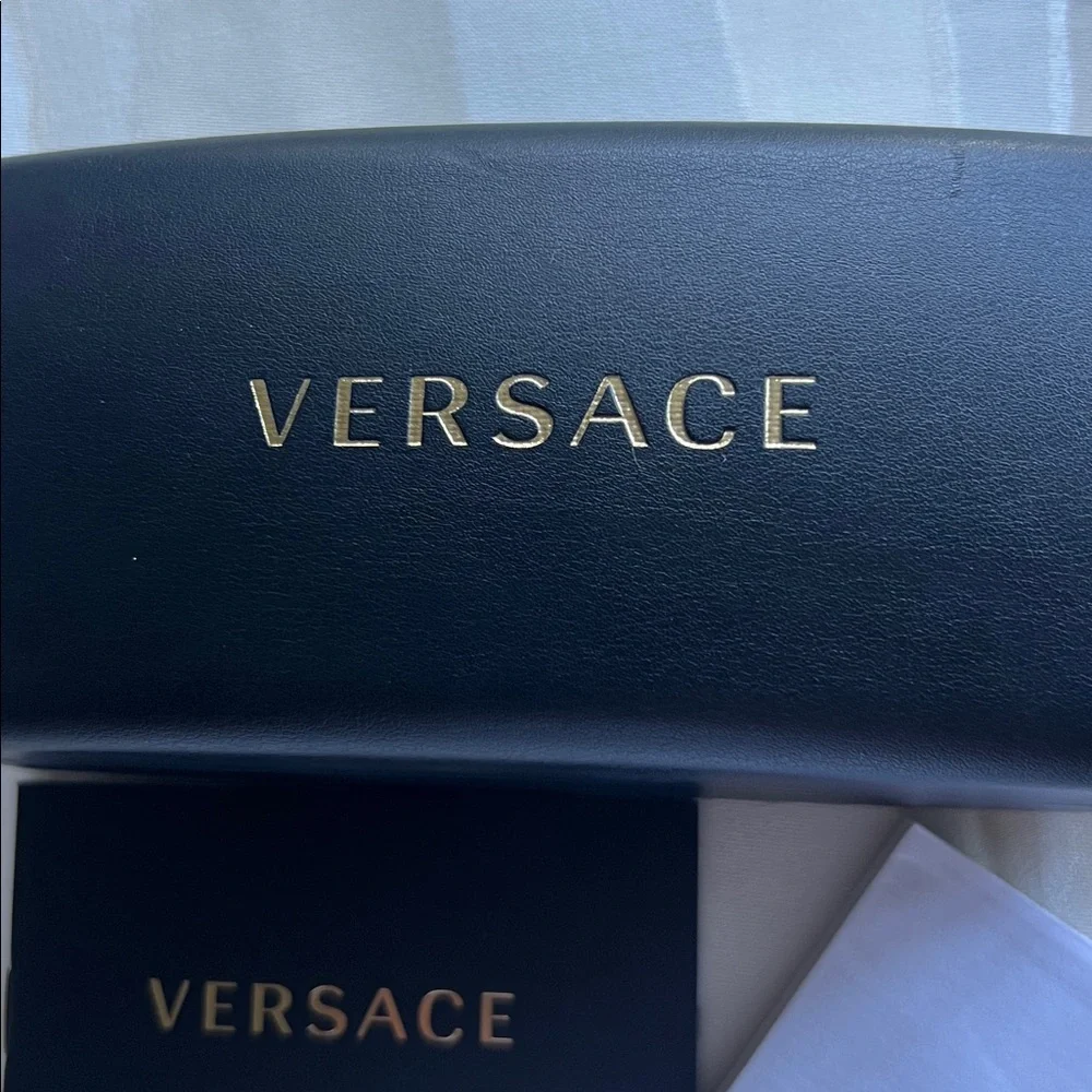 NWOT. Versace Black and Gold Sunglasses hard Case - Picture 2 of 8